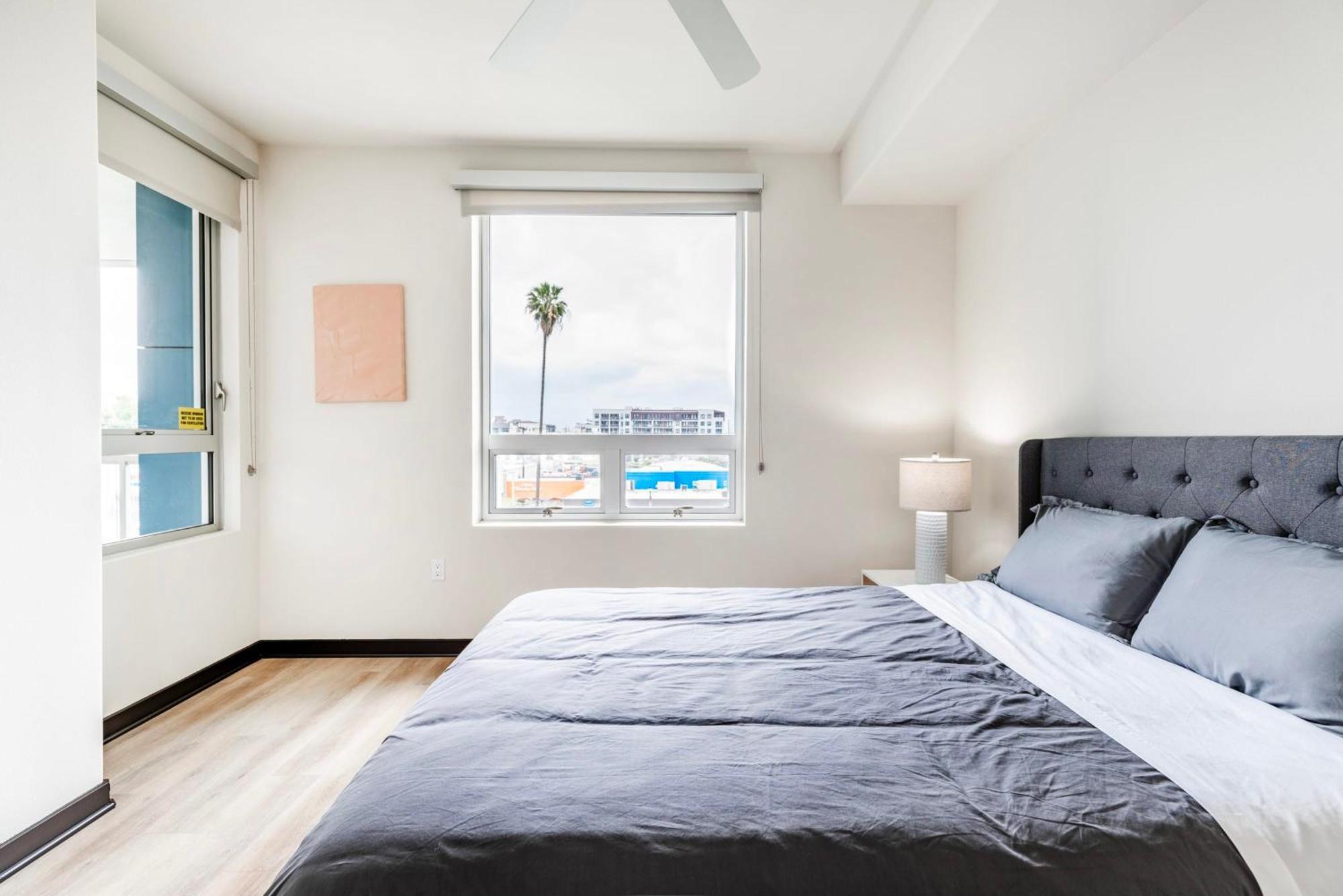 Apartment New 2br Weho Luxury D