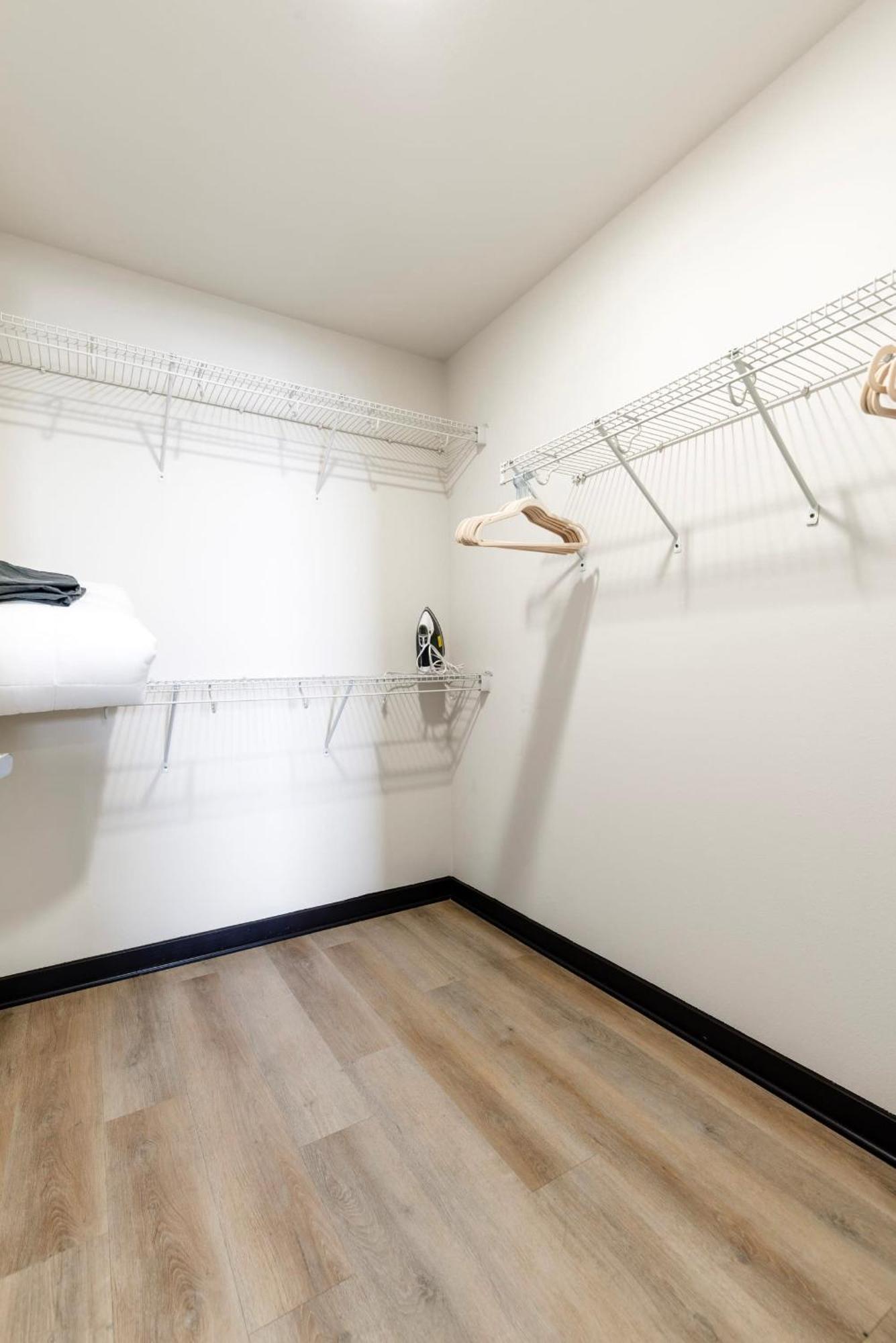 New 2br Weho Luxury D Apartment *