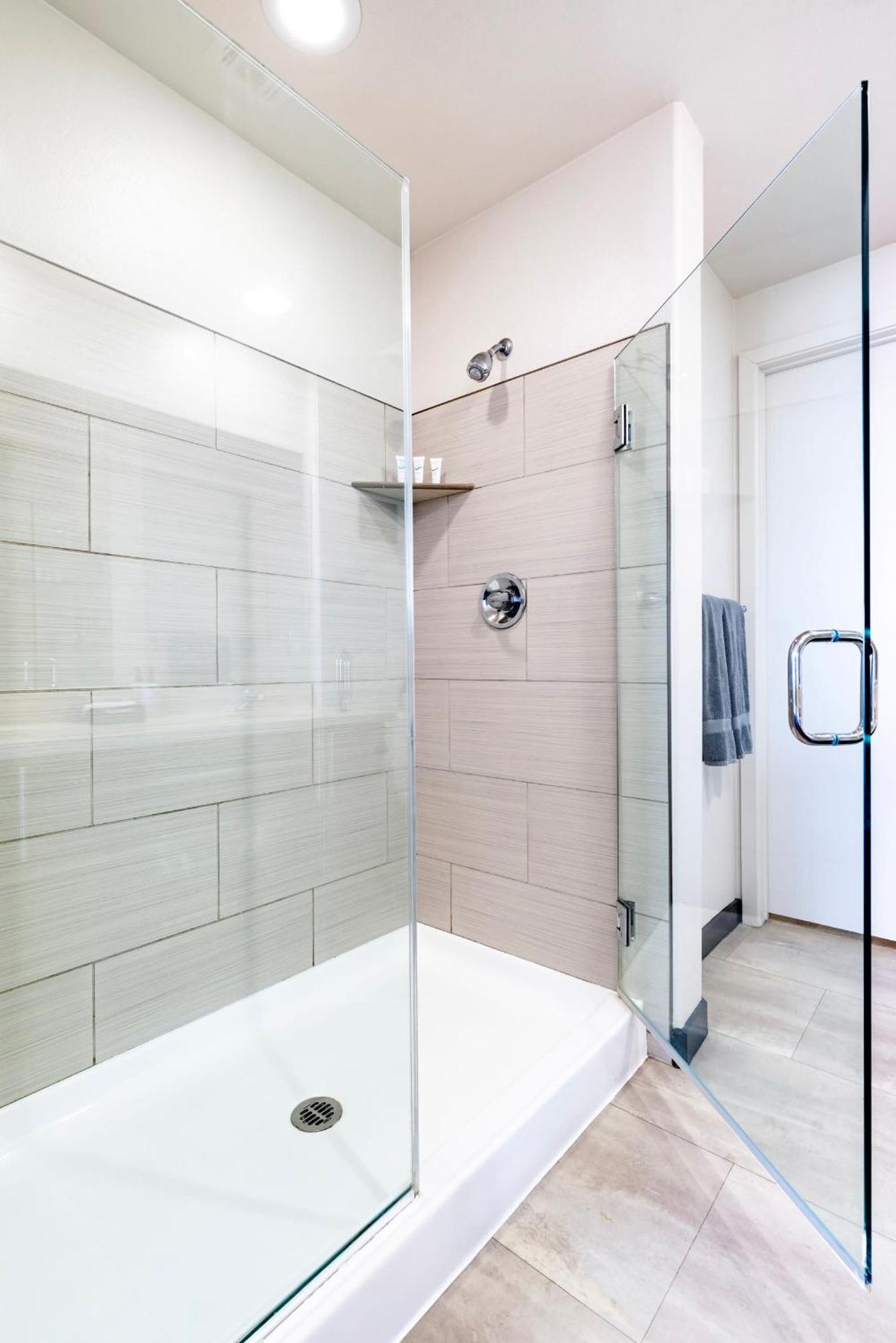 Apartment New 2br Weho Luxury D