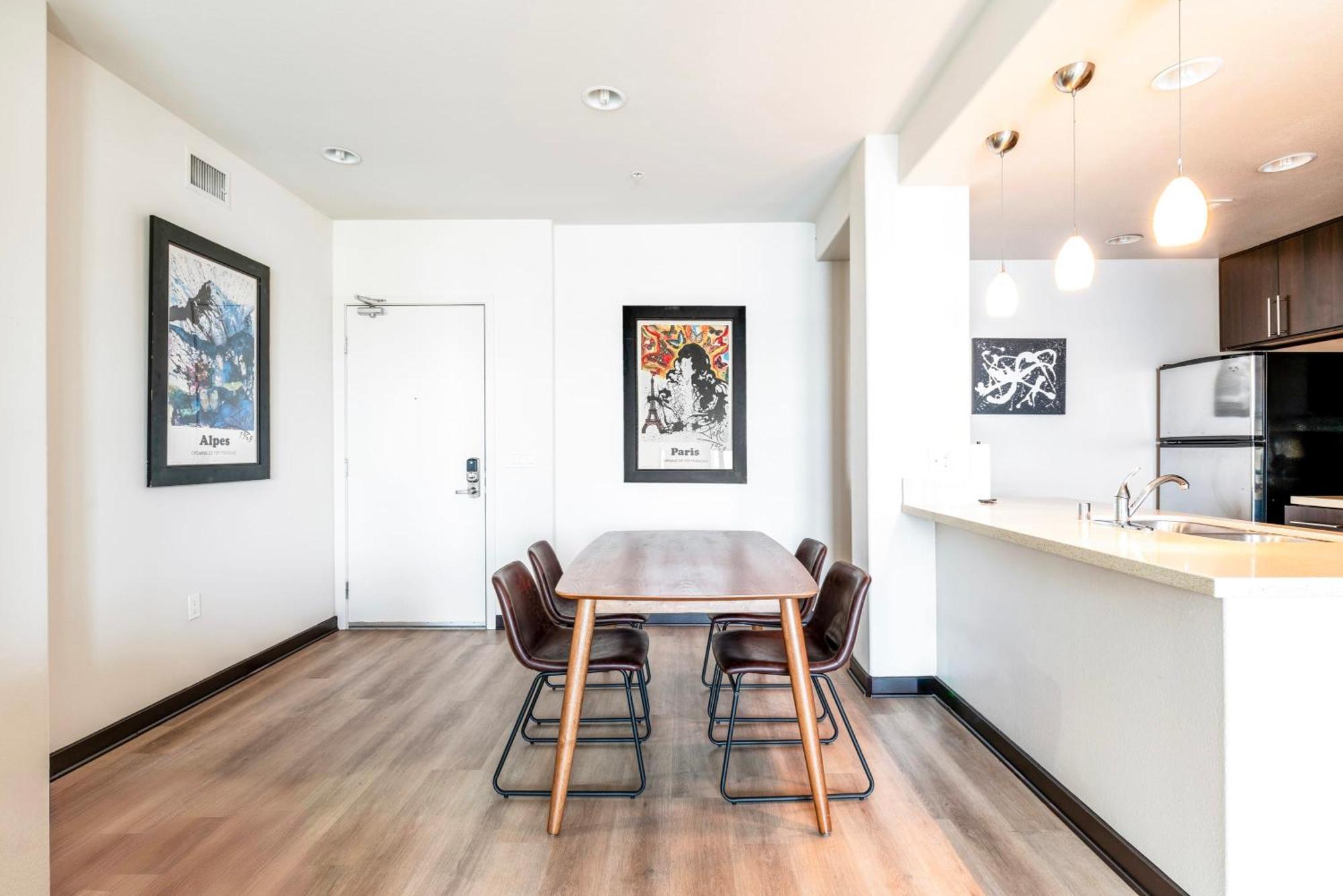 Apartment New 2br Weho Luxury D *