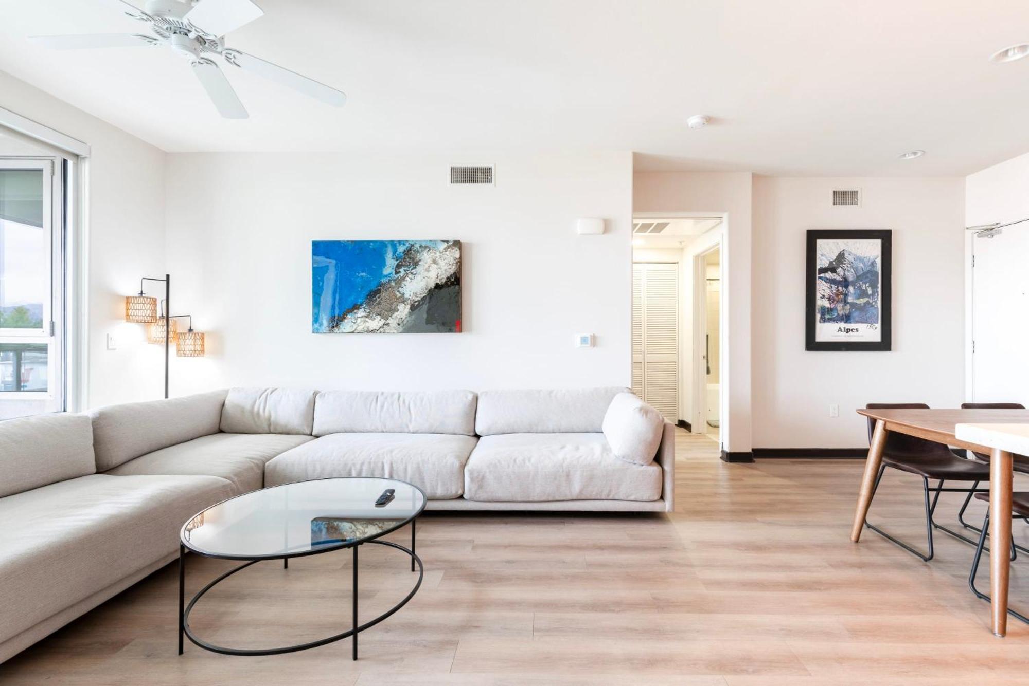 New 2br Weho Luxury D Apartment