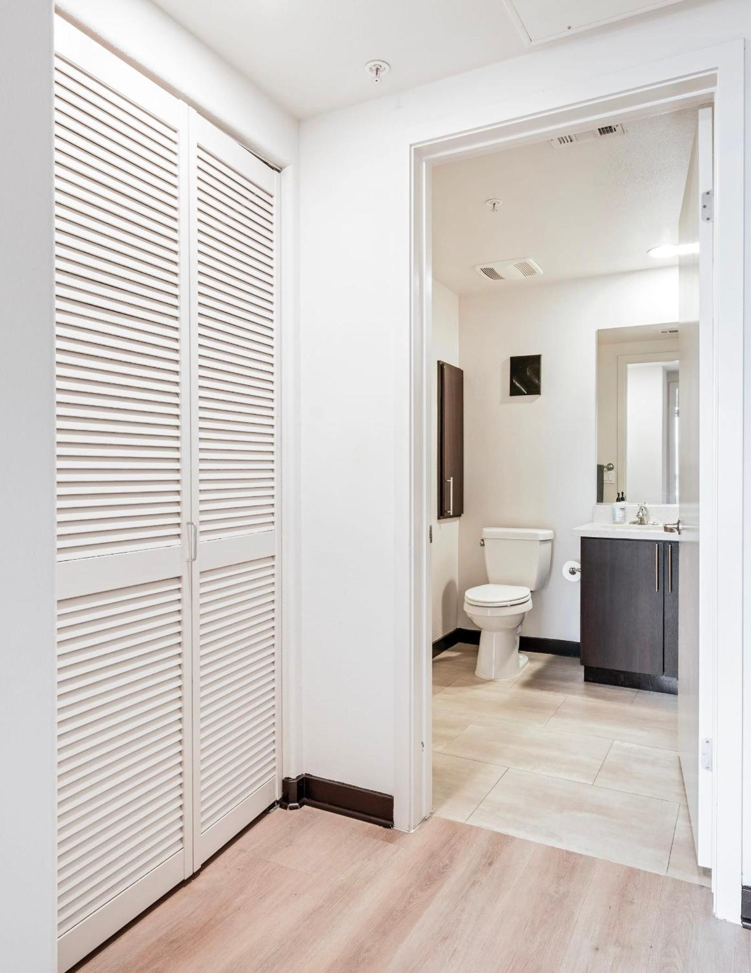 New 2br Weho Luxury D Apartment Los Angeles